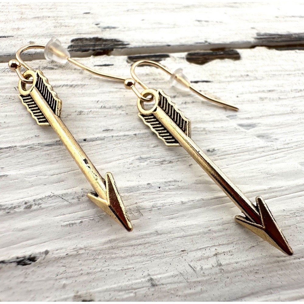 Pointed Arrow Earrings Gold Tone NEW
